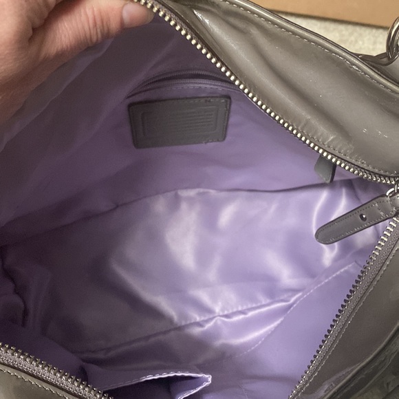 Coach 18770 grey patient leather tote euc - Picture 11 of 11